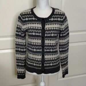 Theoria Nordic print buttondown cardigan sweater smaller large gray/green
